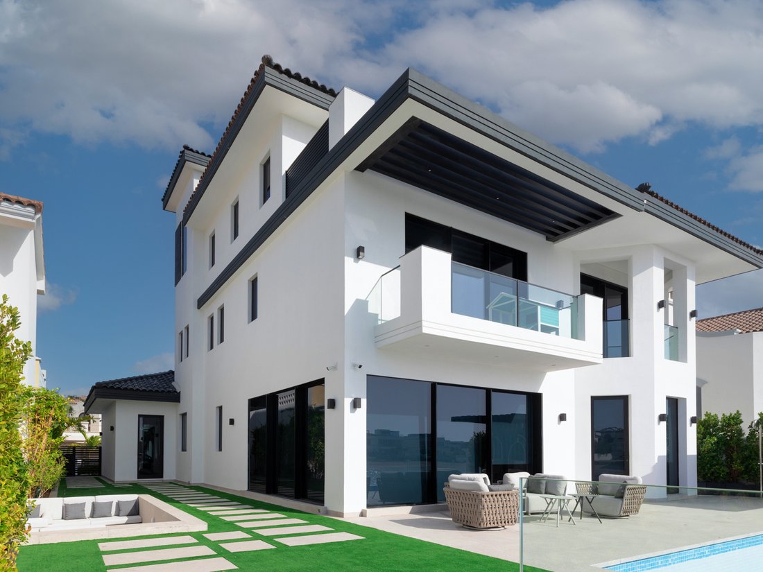 Villa in Palm Jumeirah, Dubai, United Arab Emirates 1 - 16666458