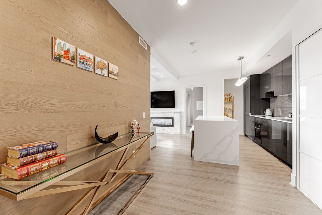 Condominio a Toronto, Ontario, Canada 3 - 16667032