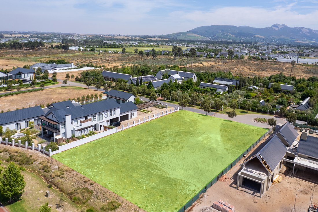 Land in Paarl, Groenvlei, Western Cape 2 - 16666948