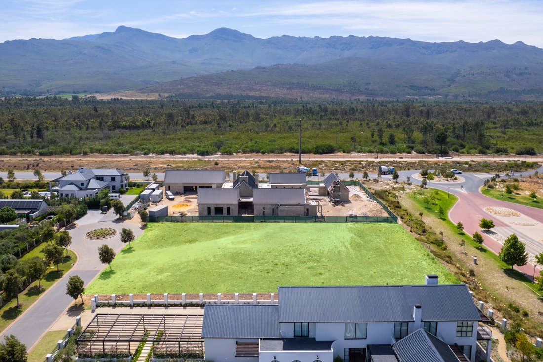 Land in Paarl, Groenvlei, Western Cape 5 - 16666948