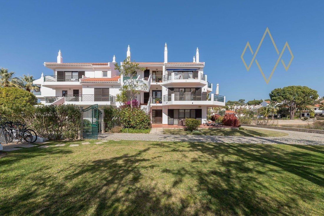 Apartment in Quinta do Lago, Almancil, Portugal 1 - 16667066