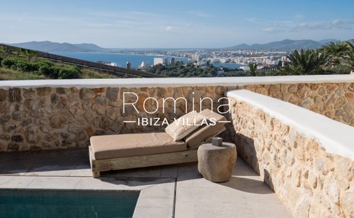 Schloss in Ibiza, Balearische Inseln, Spanien 1