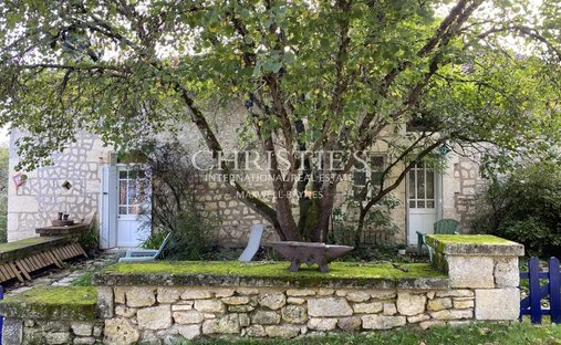 Magnificent Renaissance Chateau Near Angoulême