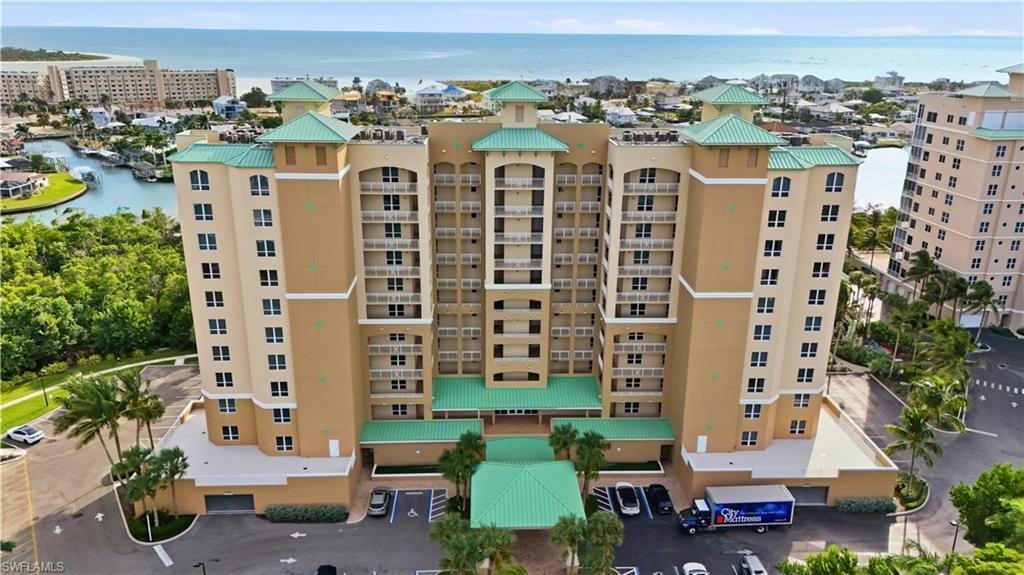 Condo in Fort Myers Beach, Florida, United States 2 - 16667539