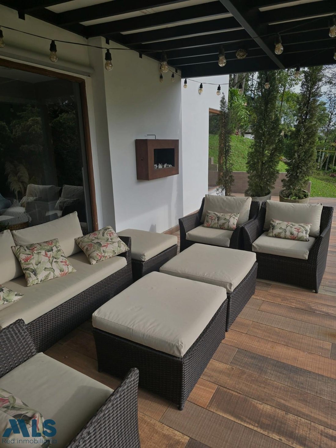 House in Santa Elena, Medellin, Colombia 2 - 16667446