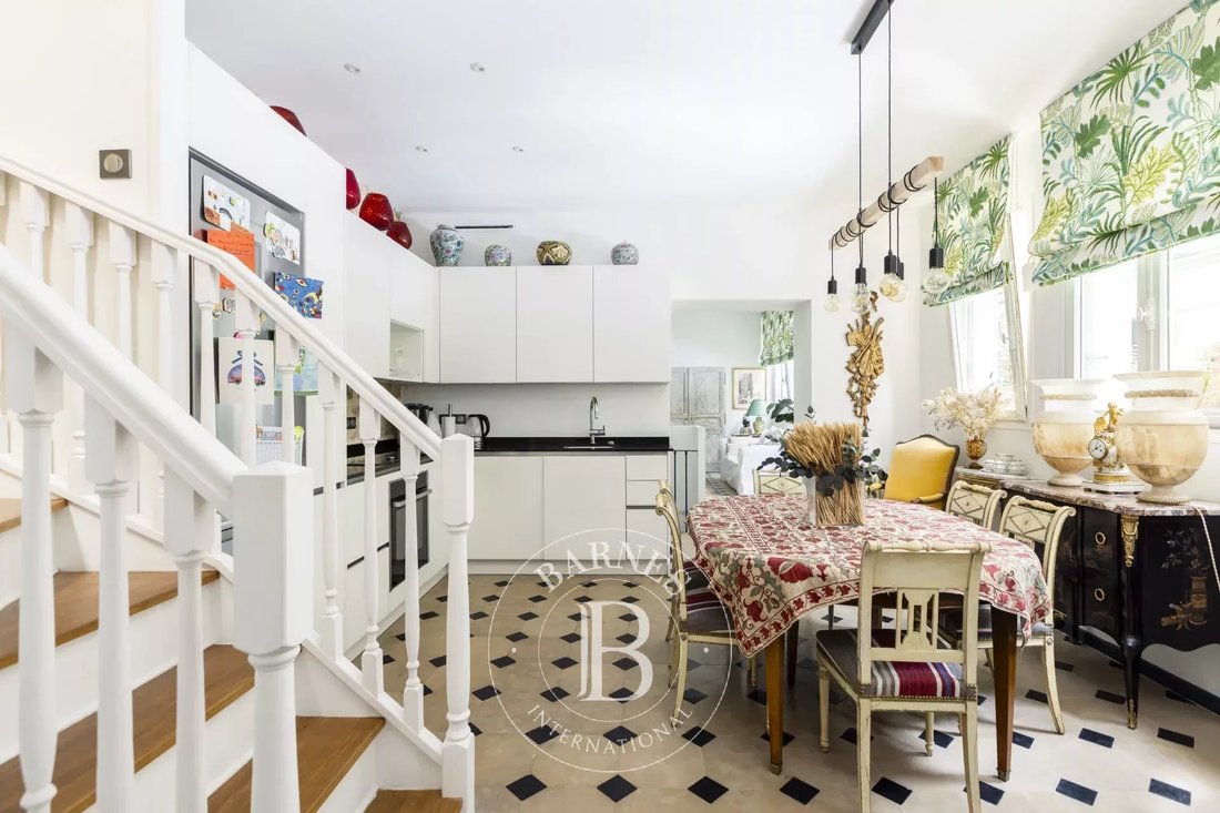 Apartment in Invalides, Paris 7e Arrondissement, Paris 5 - 16667621
