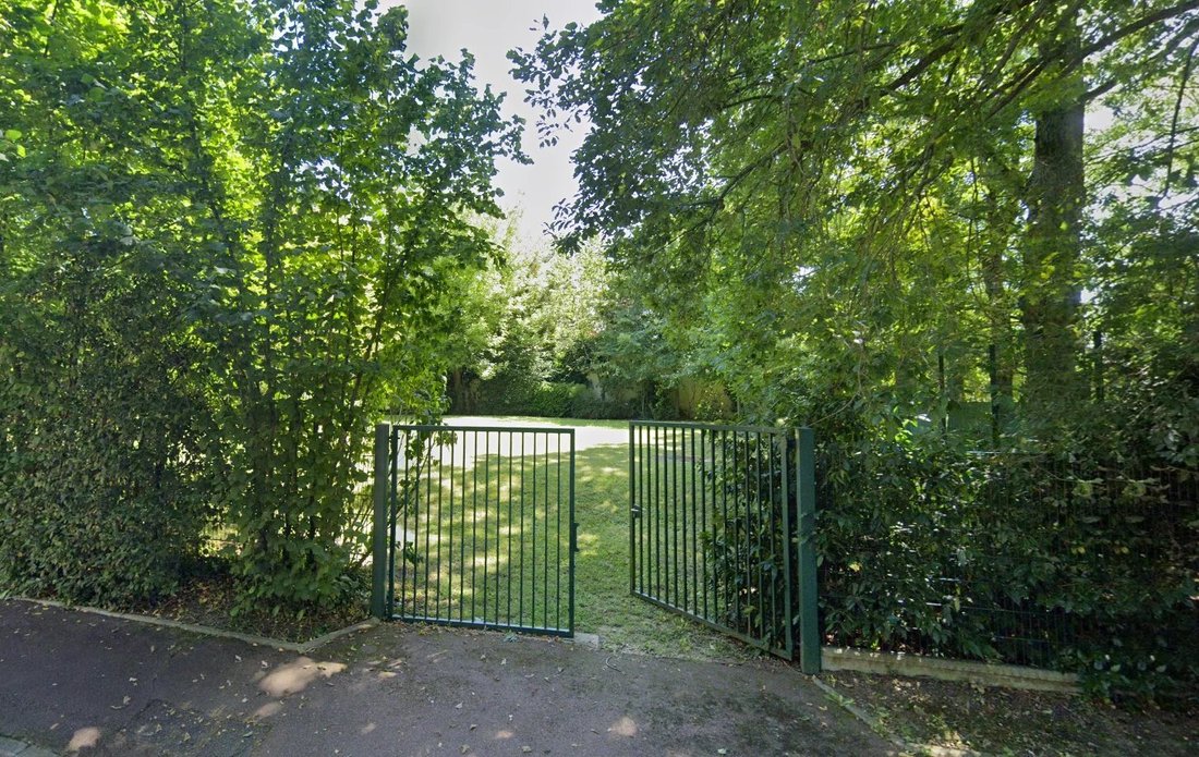 Land in Les Metz-Pont Colbert, Jouy-en-Josas, France 3 - 16667451