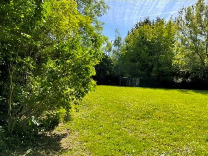 Land in Les Metz-Pont Colbert, Jouy-en-Josas, France 1 - 16667451