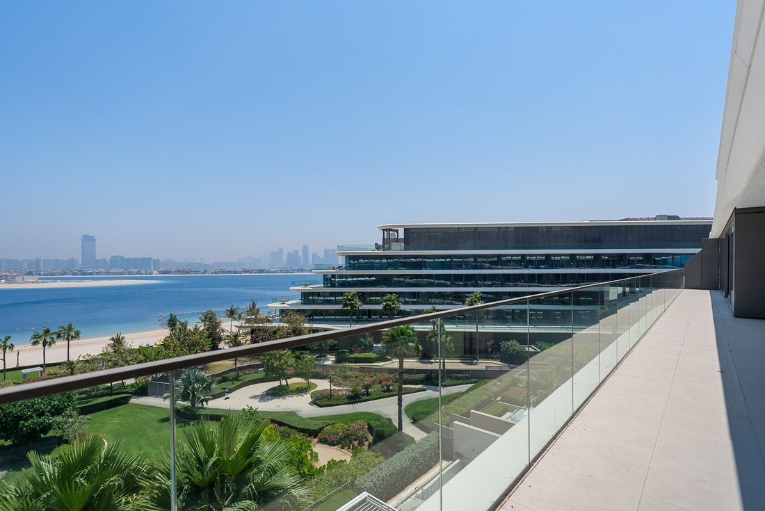 Apartment in Palm Jumeirah, Dubai, United Arab Emirates 1 - 16667177
