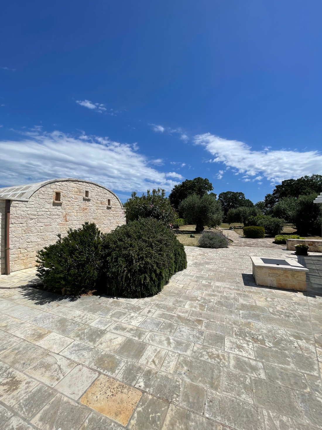 Estate in Locorotondo, Apulia, Italy 3 - 16667151