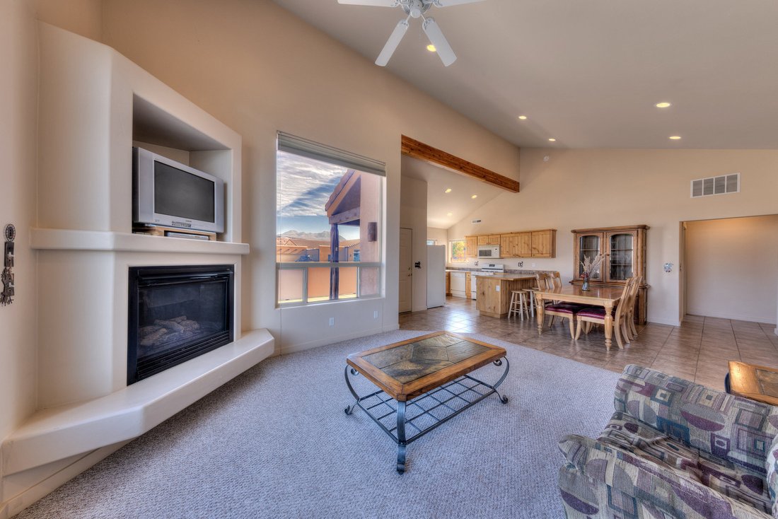 House in Moab, Utah, United States 5 - 16667094