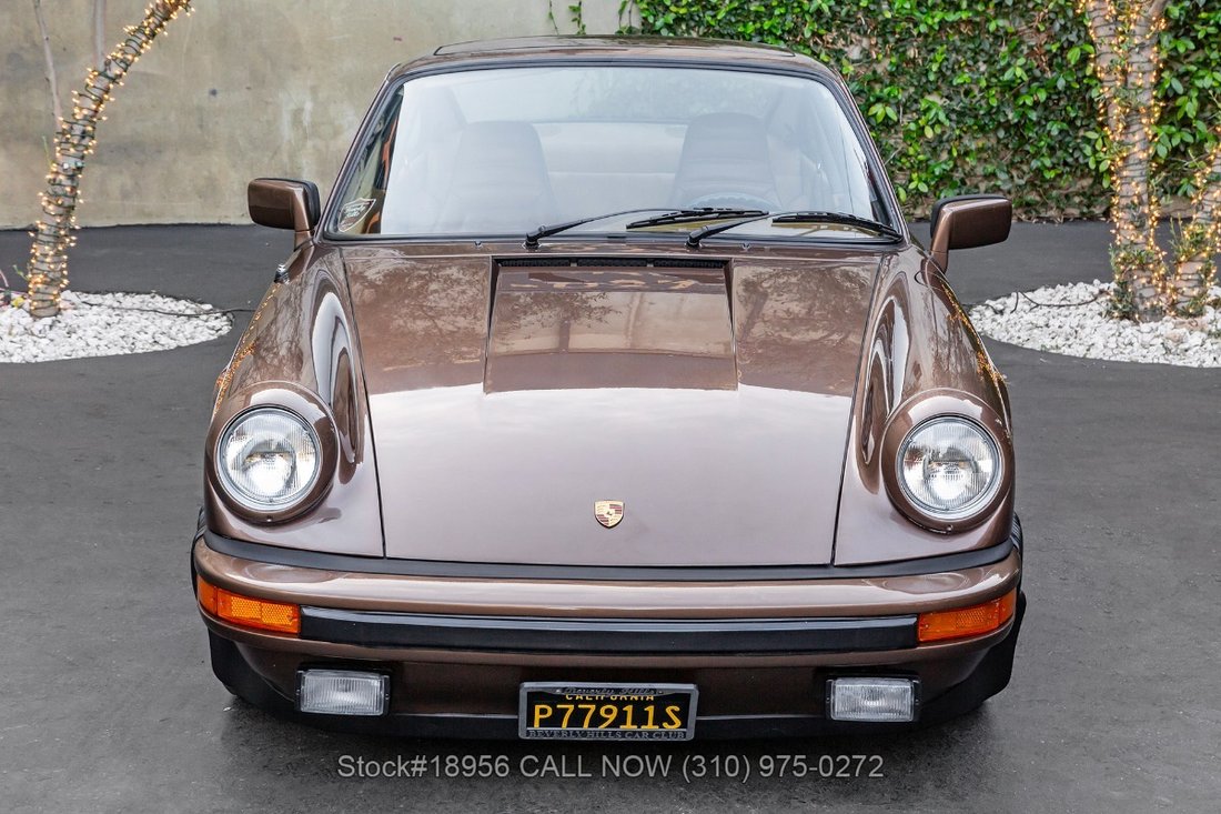 Porsche 911S in Los Angeles, CA 2 - 16667412