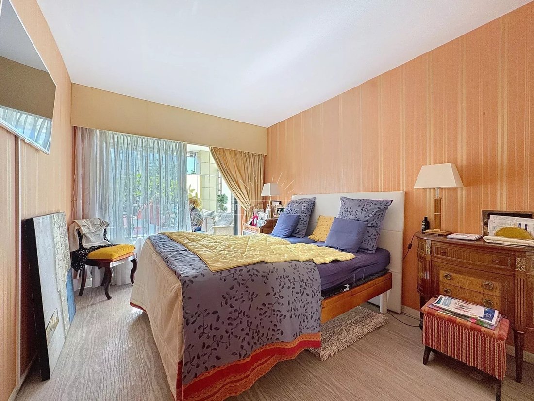 Apartment in La Source, Cannes, France 5 - 16667470