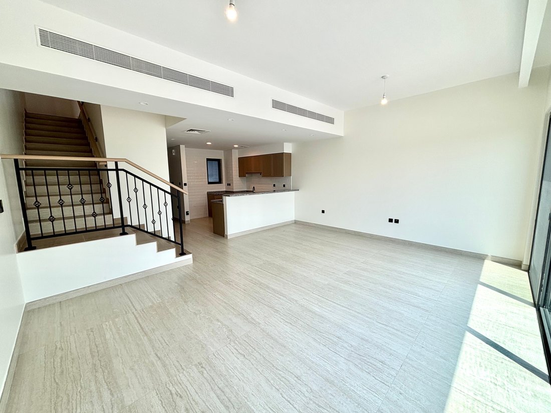 Townhouse in Remraam, Dubai, United Arab Emirates 5 - 16667229