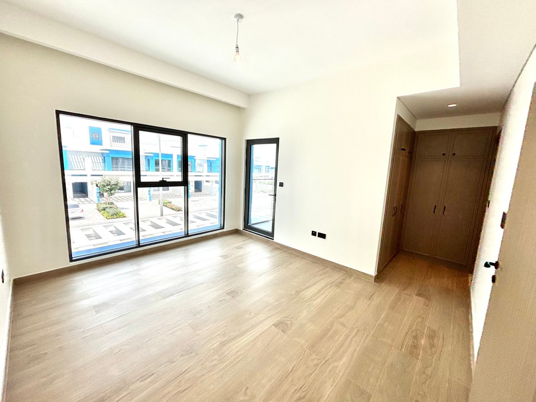 Townhouse in Remraam, Dubai, United Arab Emirates 4 - 16667229