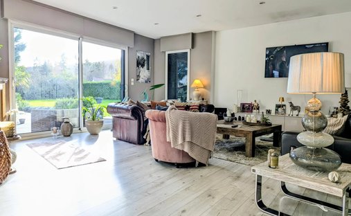 For Sale Dpt Eure (27) Near Pacy Sur Eure Moulin 353 M2 With Swimming Pool On Land Of 5542 M2 On The