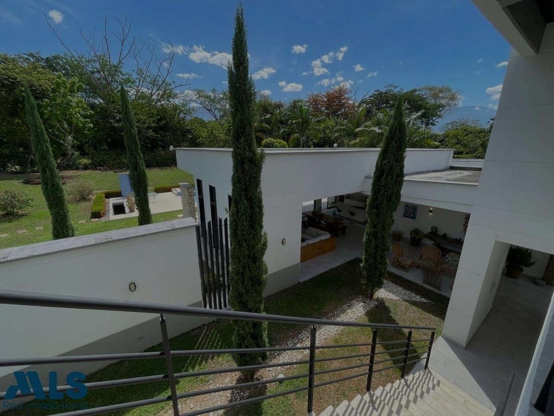 Finca in El Espinal, Antioquia, Colombia 2 - 16667444