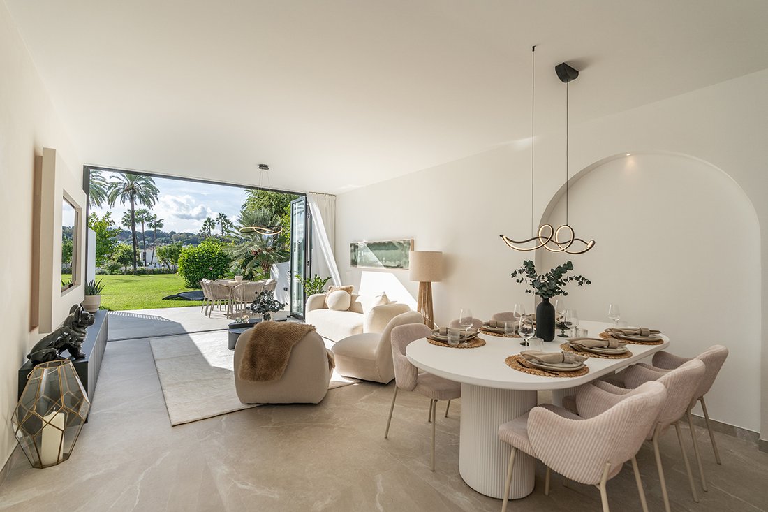 Townhouse in Nueva Andalucia, Marbella, Spain 2 - 16667552