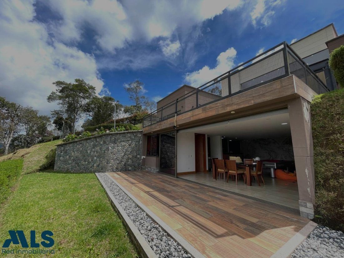 House in Envigado, Antioquia, Colombia 5 - 16667457
