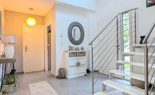 For Sale Dpt Eure (27) Near Pacy Sur Eure Moulin 353 M2 With Swimming Pool On Land Of 5542 M2 On The