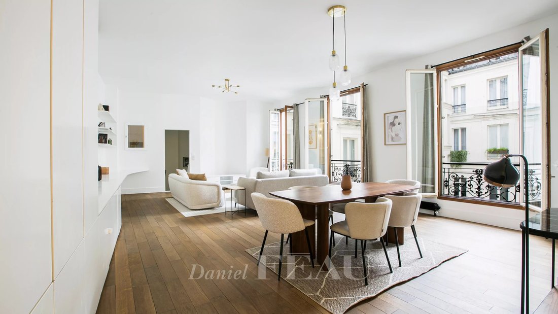 Apartment in Saint Philippe du Roule, Paris 8e Arrondissement, Paris 1 - 16635201