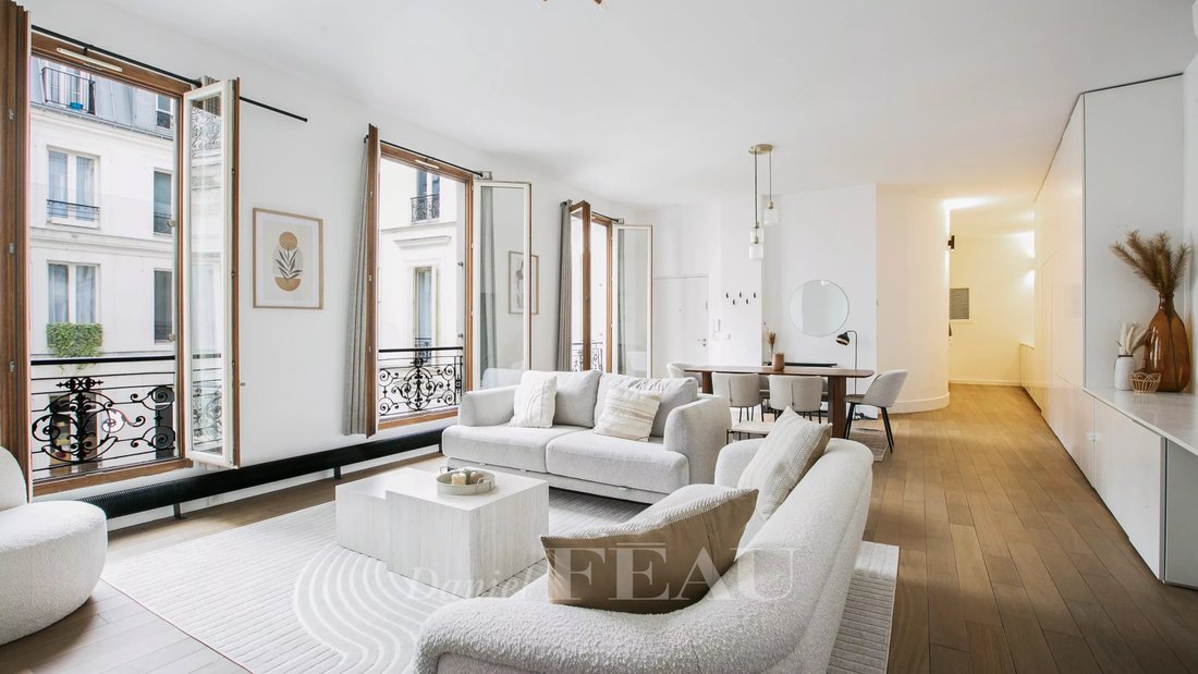 Apartment in Saint Philippe du Roule, Paris 8e Arrondissement, Paris 2 - 16635201