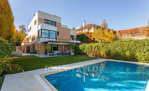 Townhouse in Moncloa-Aravaca, Madrid, Spain 1