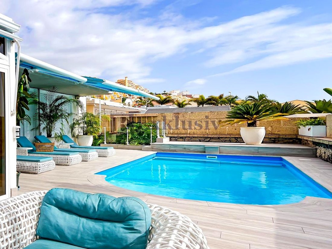 Villa in Costa Adeje, Adeje, Canary Islands 2 - 16667267