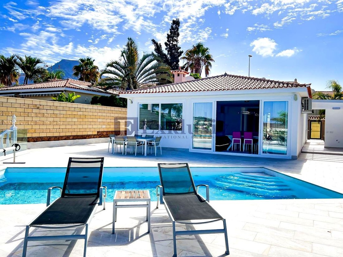 Villa in Spain 1 - 16667276