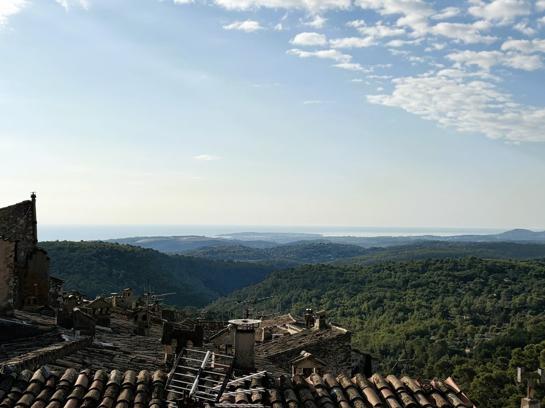 House in Tourrettes-sur-Loup, Provence-Alpes-Côte d'Azur, France 2 - 16669027