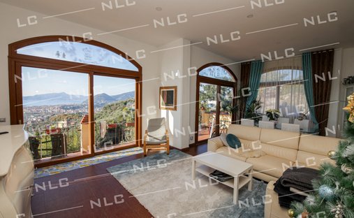 Villa in Cogorno, Liguria, Italy 1