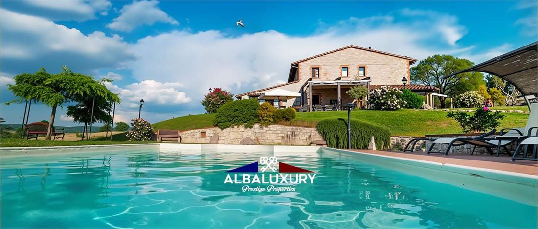 Villa in Montegabbione, Umbria, Italy 4 - 15346104