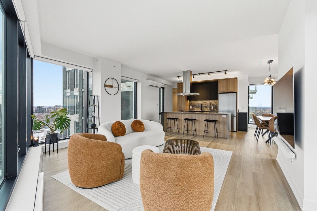 Condo in Montreal, Quebec, Canada 3 - 16669879