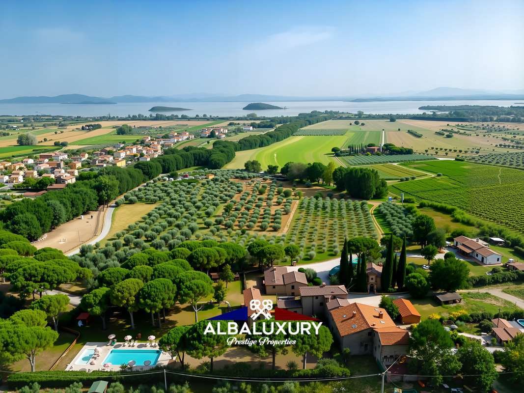 Villa in Tuoro sul Trasimeno, Umbria, Italy 5 - 15346129