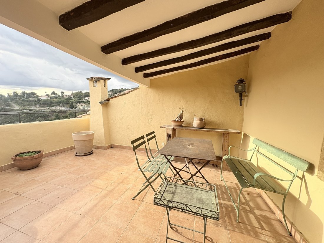 House in Tourrettes-sur-Loup, Provence-Alpes-Côte d'Azur, France 1 - 16669027