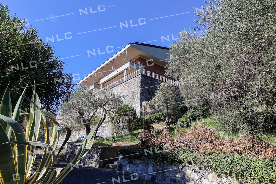 Villa in Lavagna, Liguria, Italy 1 - 16668939