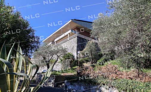 Villa in Lavagna, Liguria, Italy 1