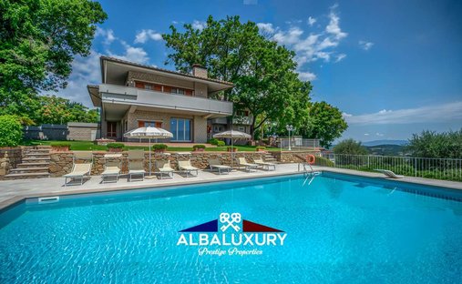 Villa in Sinalunga, Tuscany, Italy 1