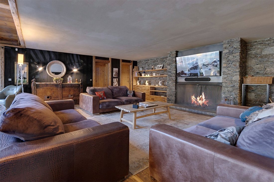 Chalet in Val-d'Isere, Auvergne-Rhône-Alpes, France 1 - 16667774