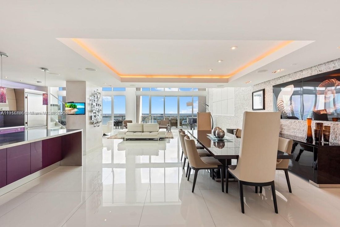 Condominium In Miami In Miami, Florida, United States For Sale (16669900)