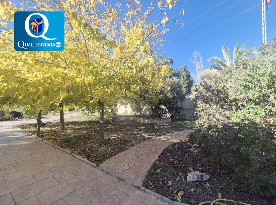 Villa in Busot, Valencian Community, Spain 3 - 16671087