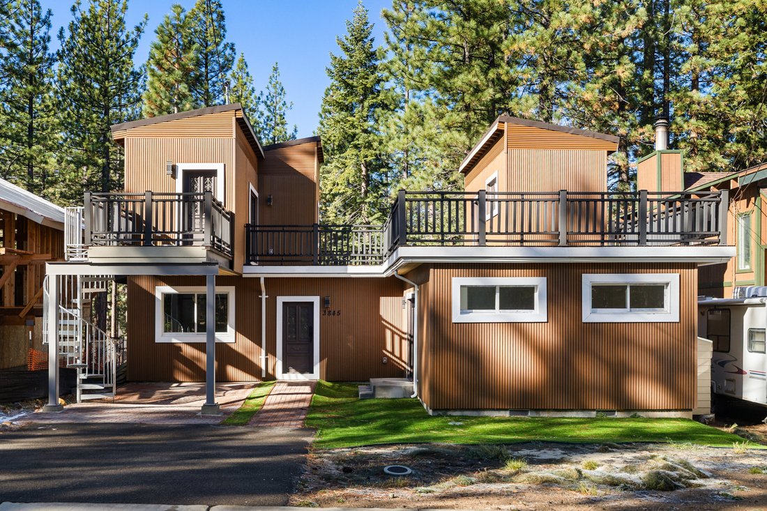 House in South Lake Tahoe, California, United States 1 - 16669229