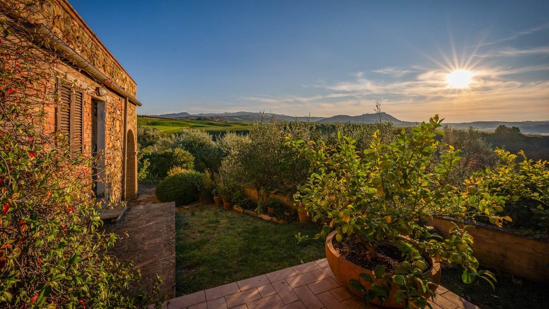 Country House in Castel del Piano, Tuscany, Italy 5 - 16668874