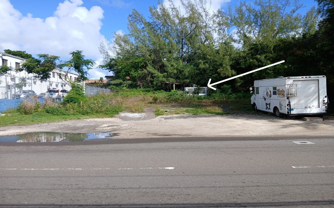 Land in Nassau, New Providence, The Bahamas 1 - 16668805