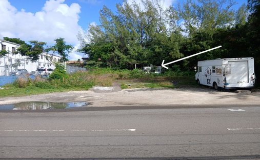 Terreno a Nassau, New Providence, Bahamas 1