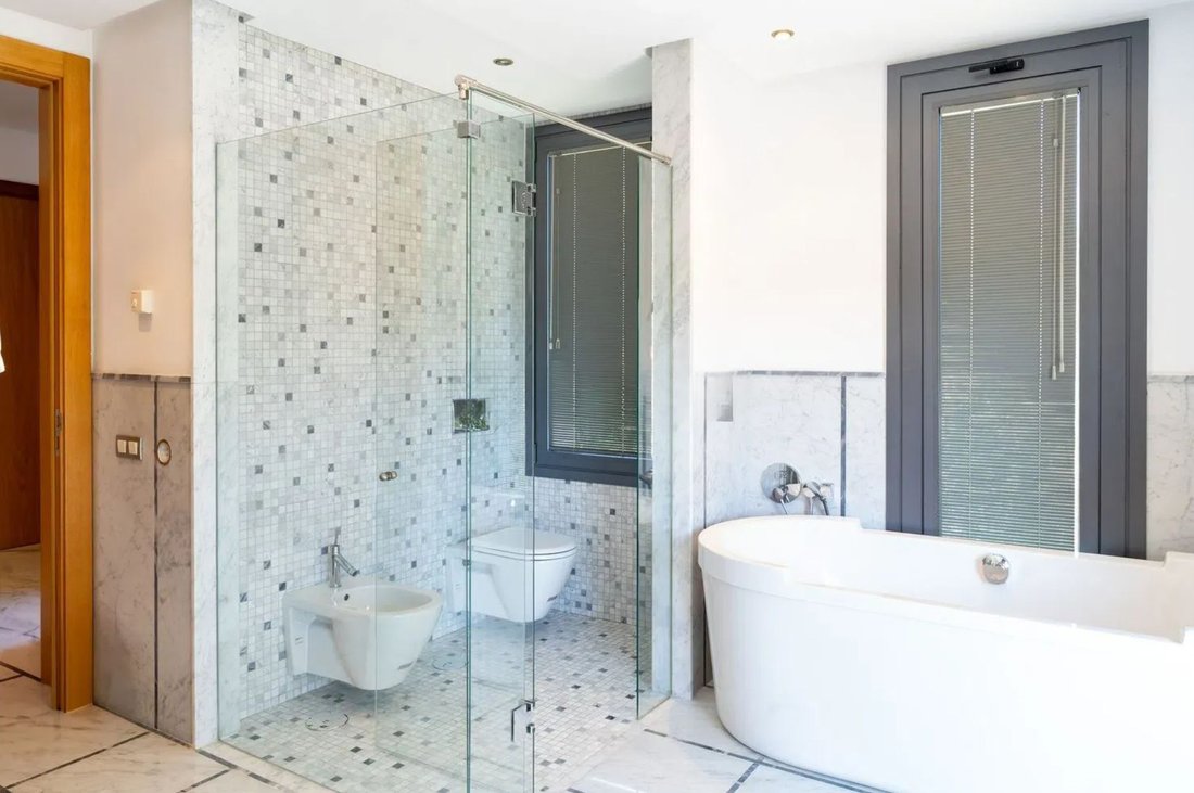 Villa in Sotogrande, San Roque, Andalusia 2 - 16671357