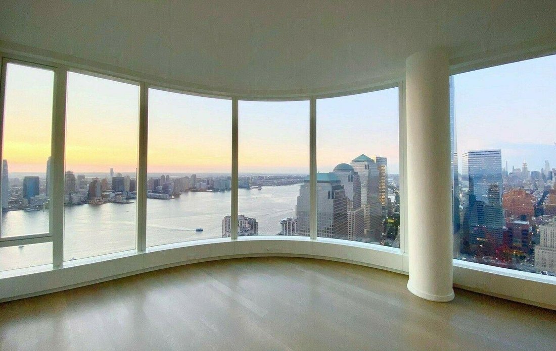 New York, New York, United States 2 - 12419553