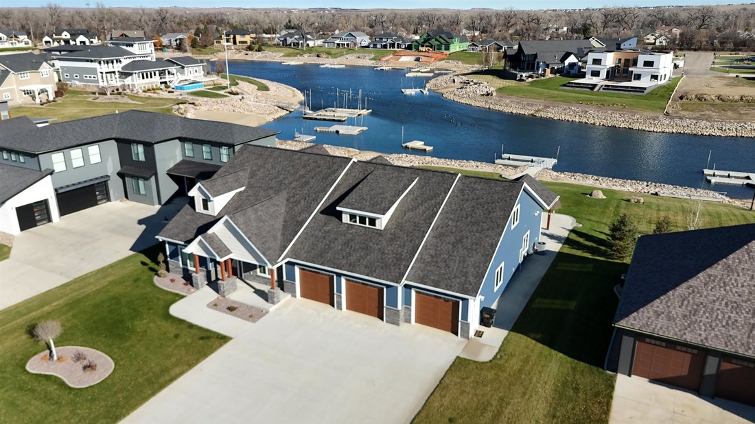 House in Bismarck, North Dakota, United States 3 - 16669947