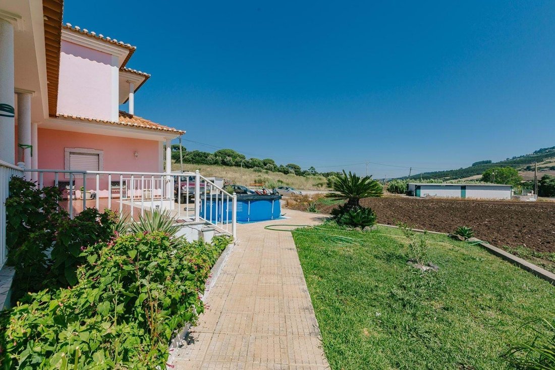 Farm Ranch in Loures, Lisbon, Portugal 3 - 14621011