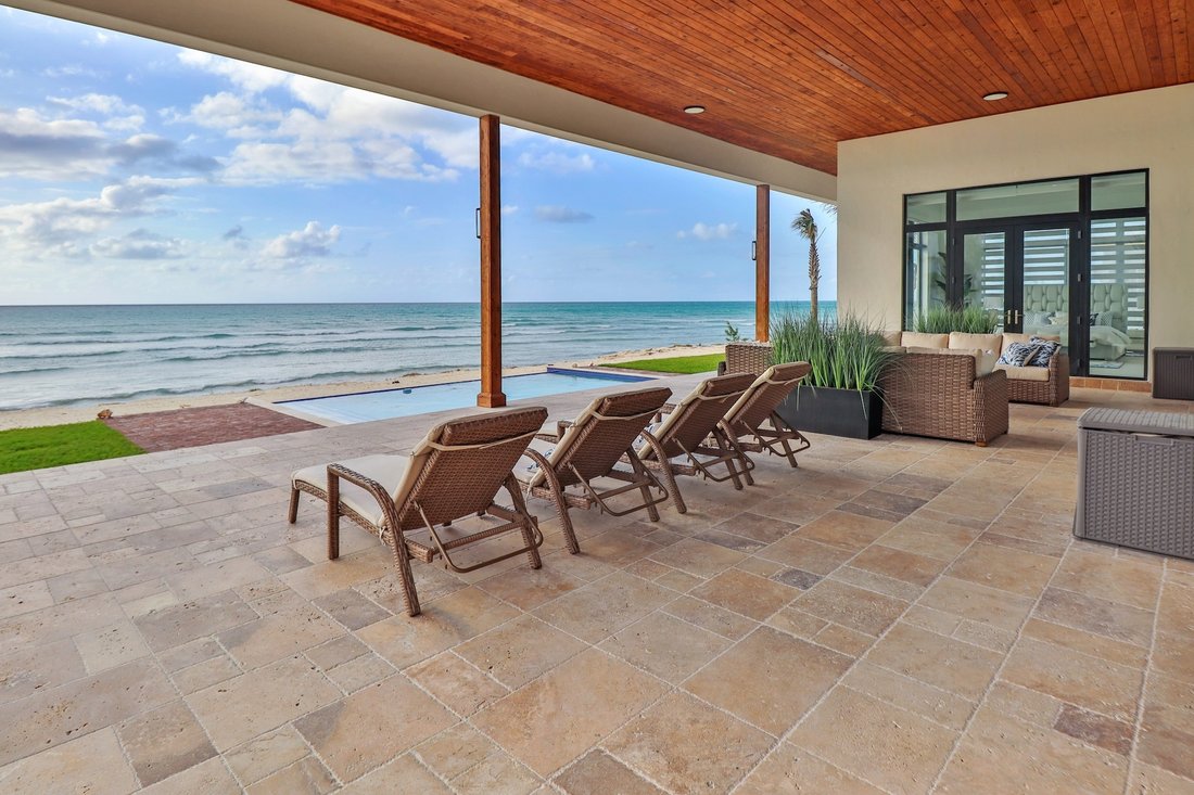 House in Bailey Town, Bimini, The Bahamas 1 - 16670915